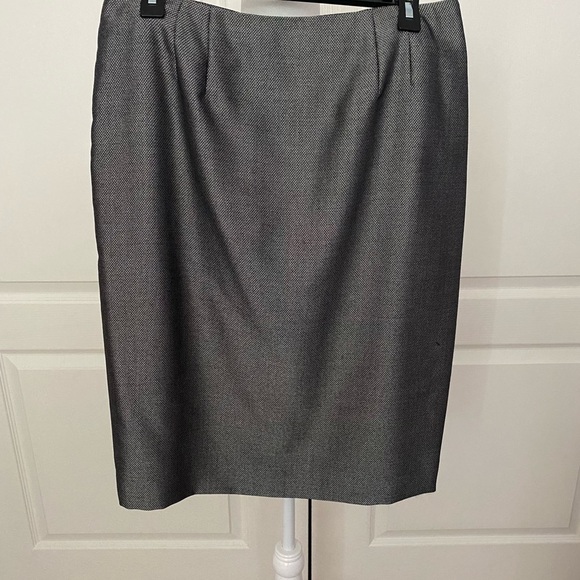 EUC Linda Allard Ellen Tracy Houndstooth A-Line Skirt Wool Blend Size 12 - Picture 1 of 7